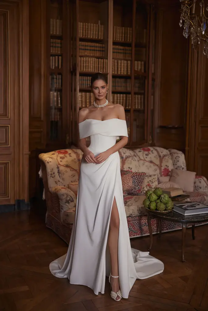Off-Shoulder Brautkleid von DAMA Couture